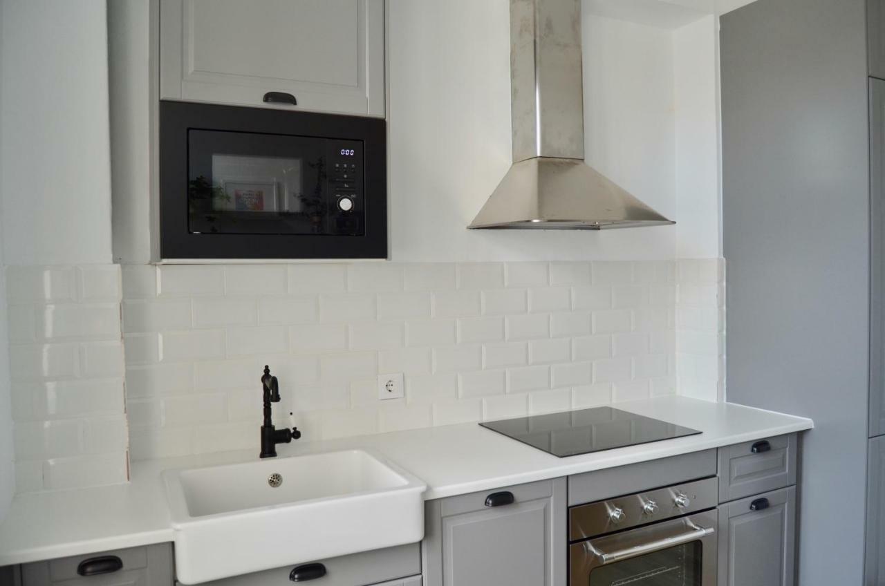 Apartamento Completamente Equipado En Ferrol. Apartment Exterior photo